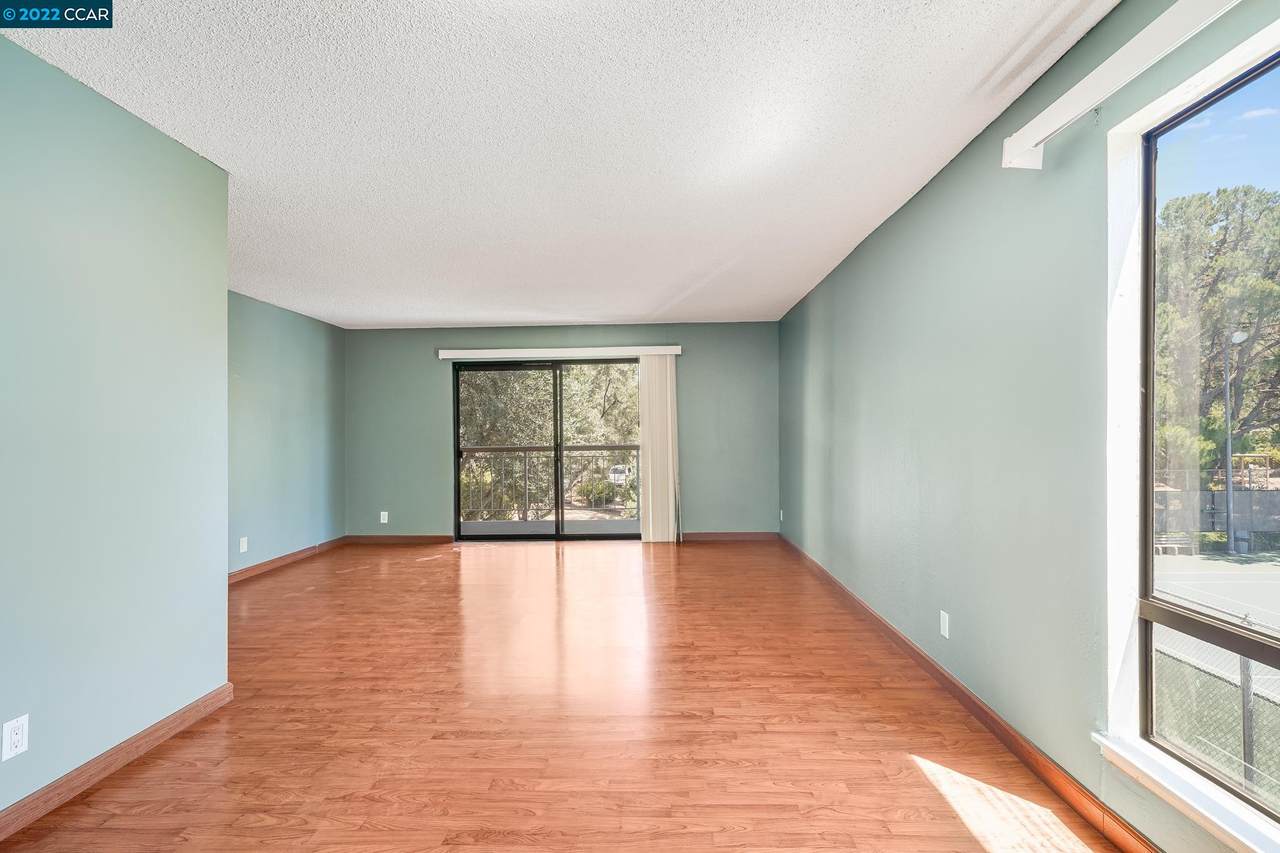 420 Civic Dr - Photo 1