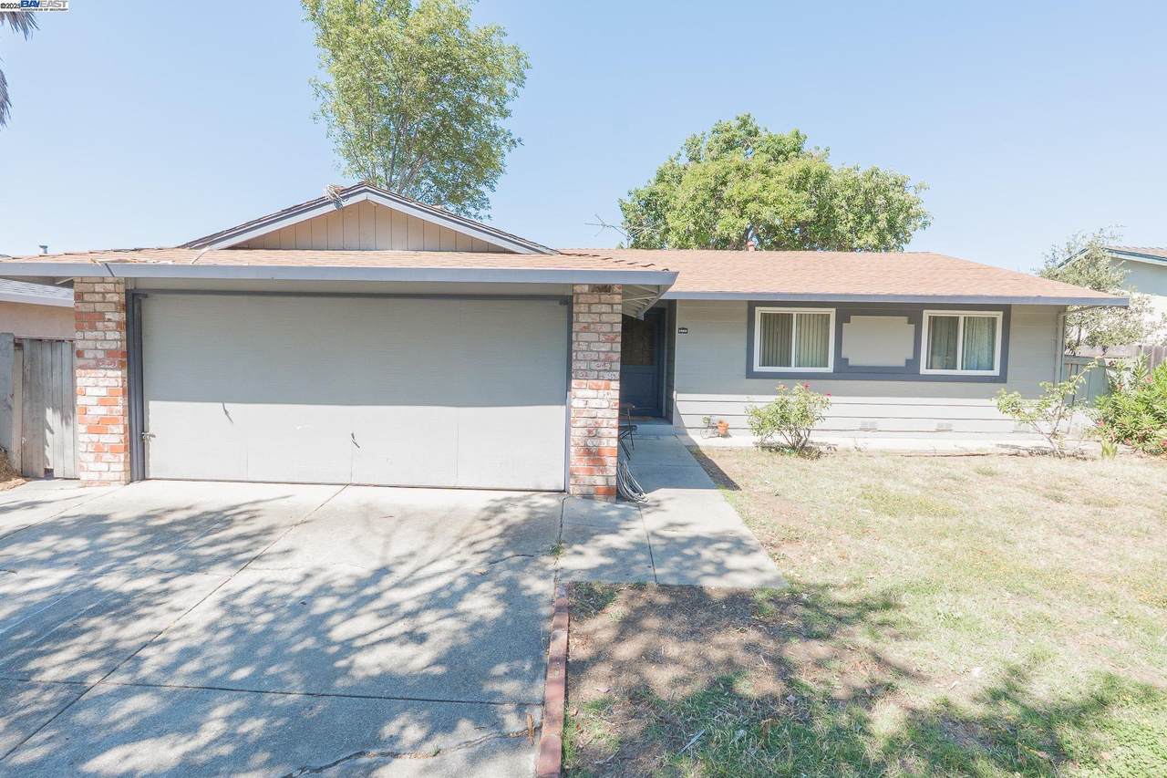 39850 Sundale Drive - Photo 1