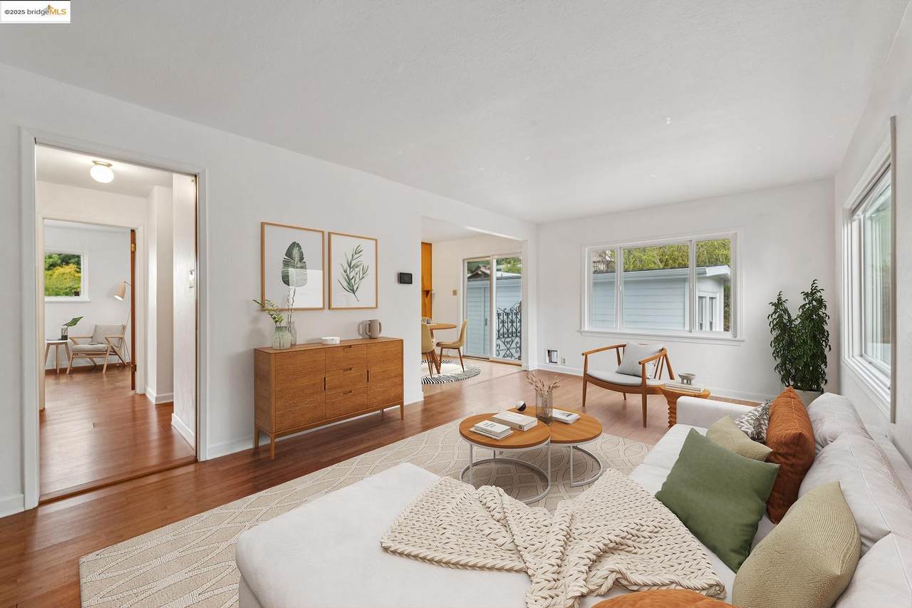 7553 Stockton Ave. - Photo 1