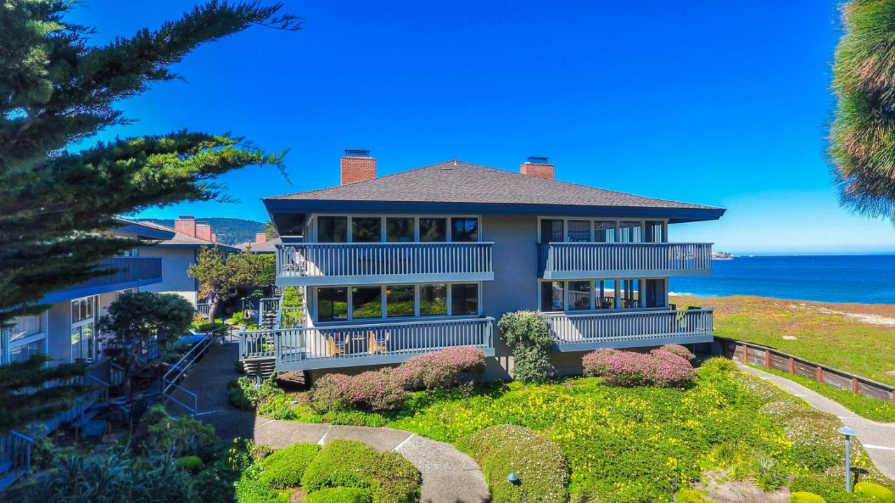 22 La Playa Street - Photo 1