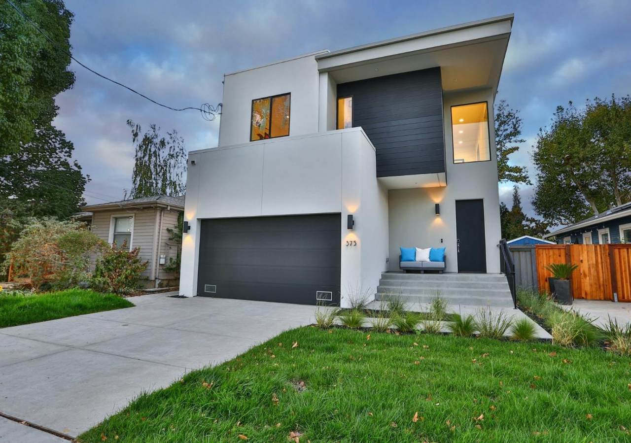 1112 Malone Road - Photo 1