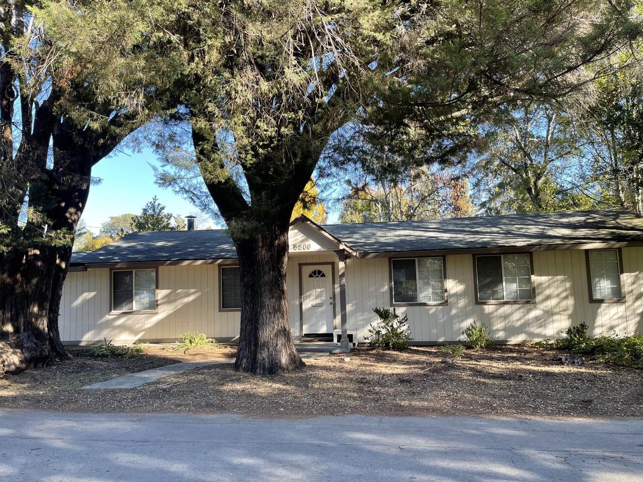 5800 Valley Drive - Photo 1