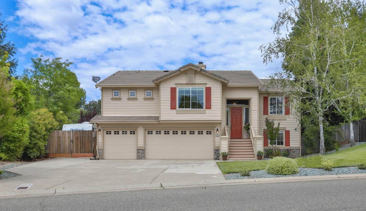 1023 Jasmine Circle - Photo 1