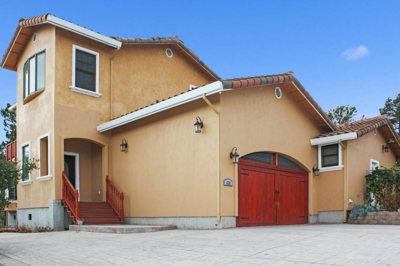 525 Hidden Valley Road - Photo 1