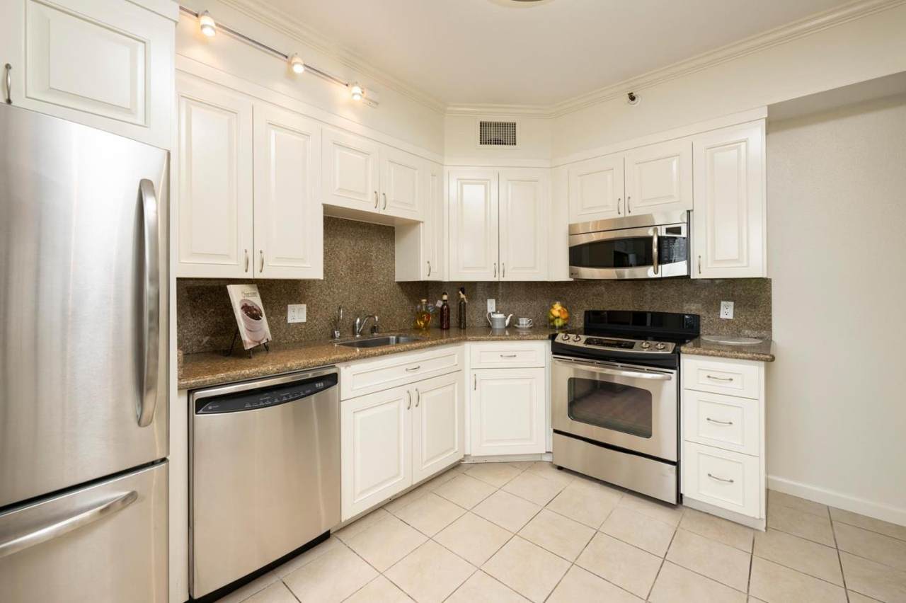 1 Baldwin Avenue - Photo 1