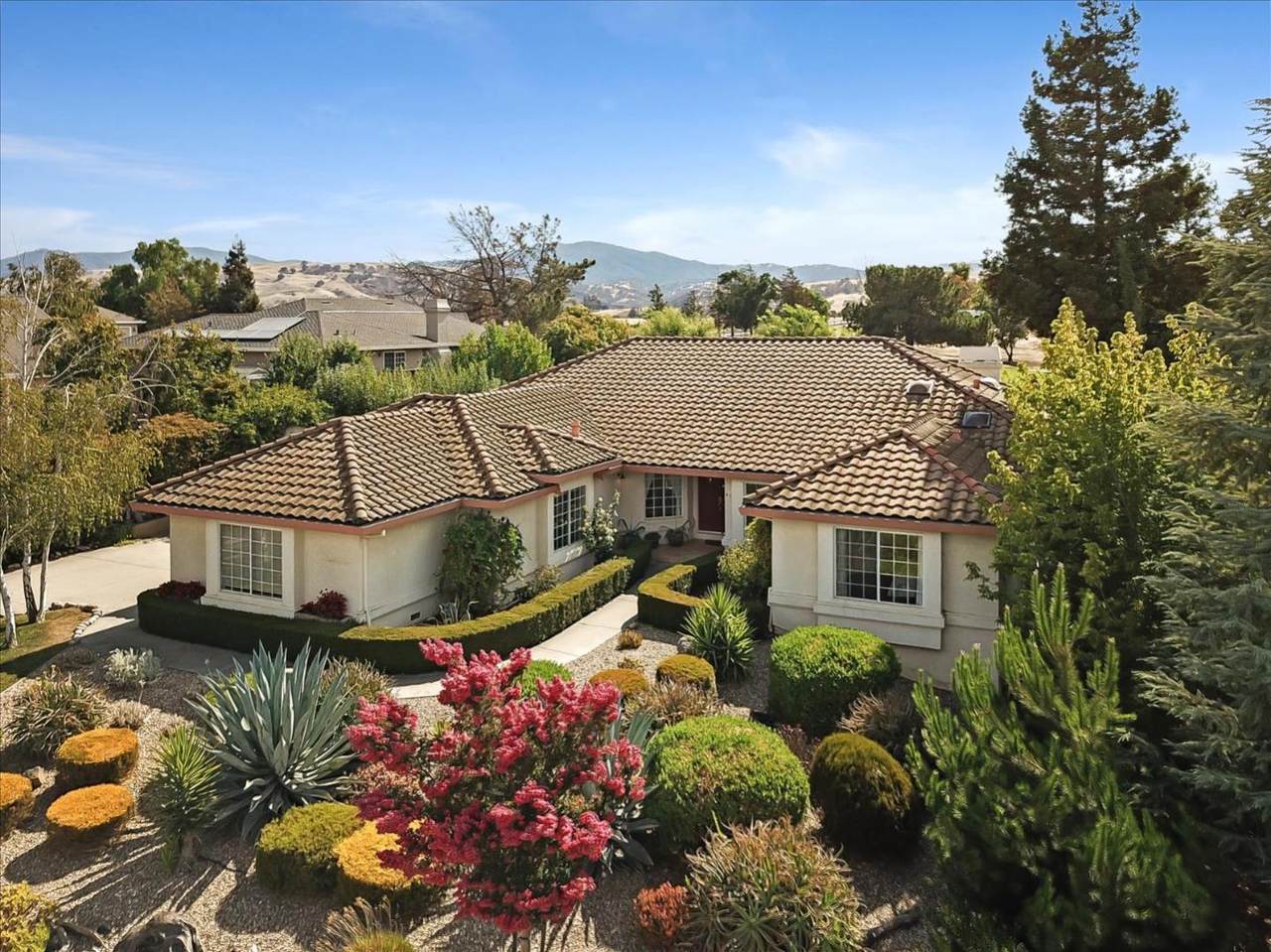 615 Randys Circle - Photo 1