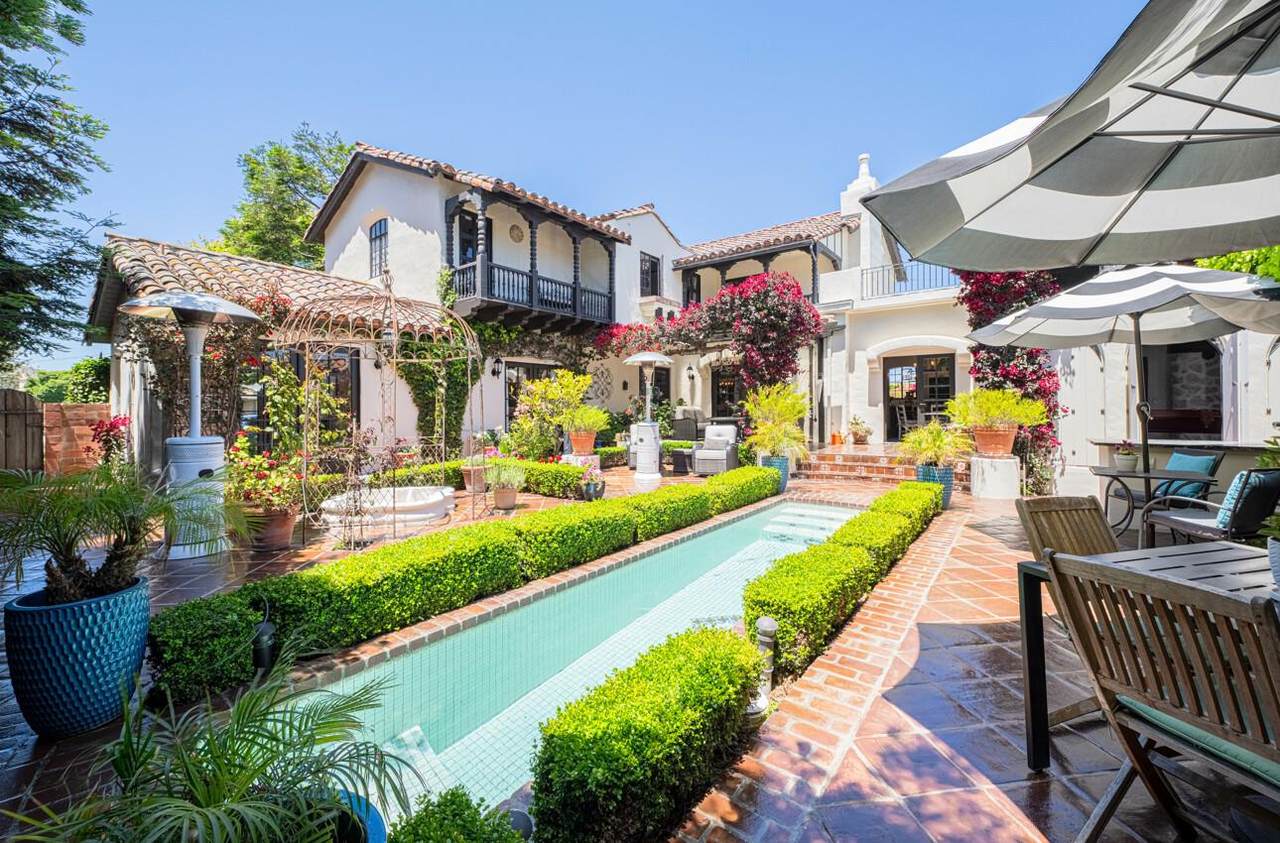 1 Santa Lucia Avenue - Photo 1