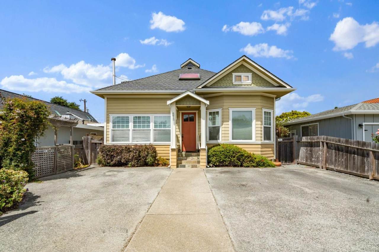 575 Myrtle Street - Photo 1