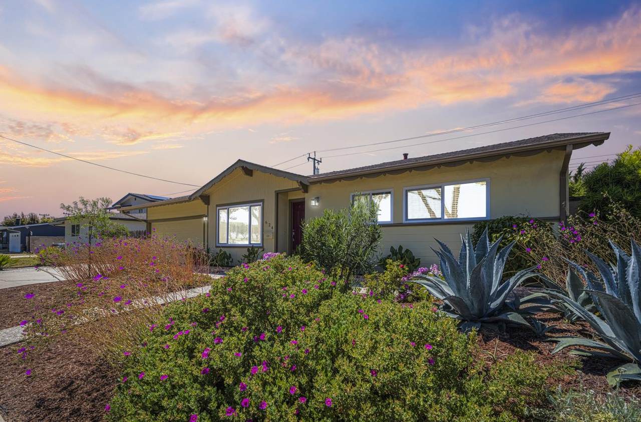 624 Hartnell Street - Photo 1