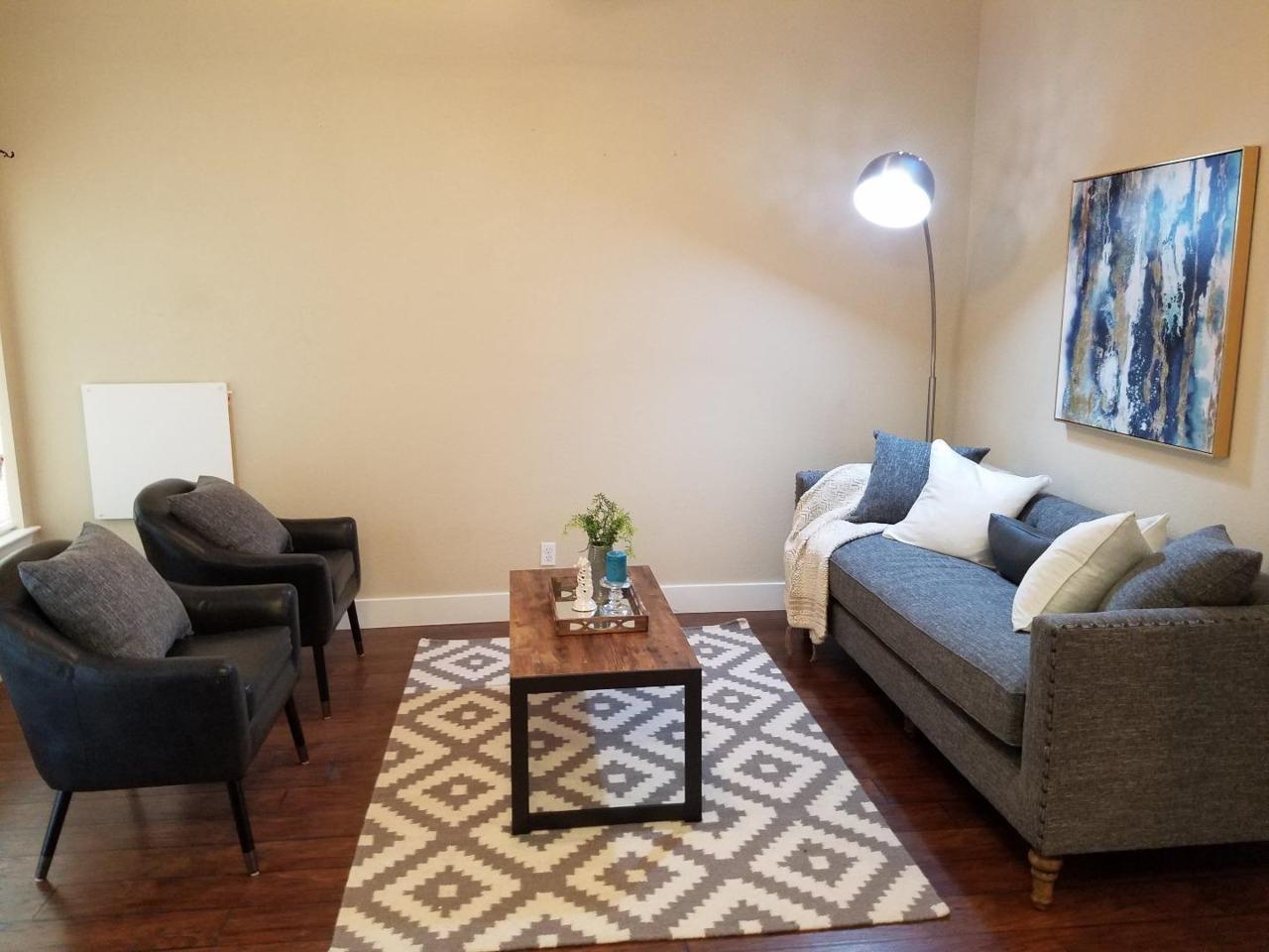 605 Pacific Avenue - Photo 1