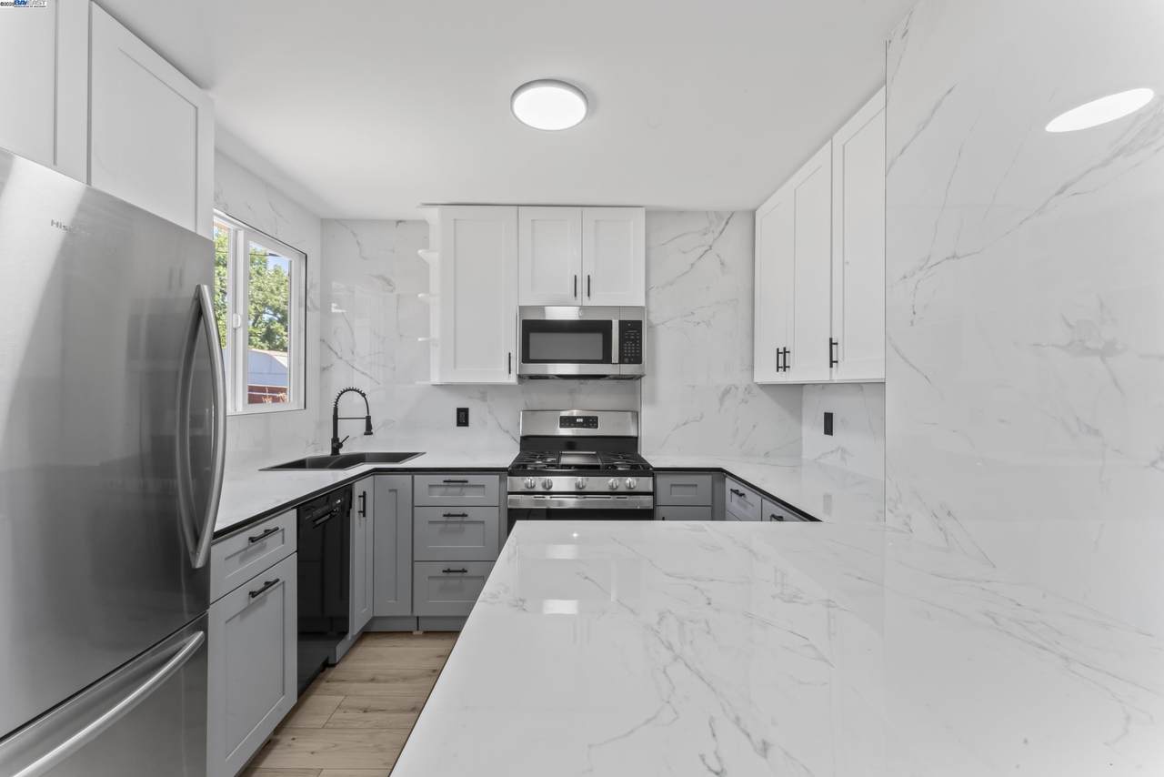 2512 Tennessee St - Photo 1