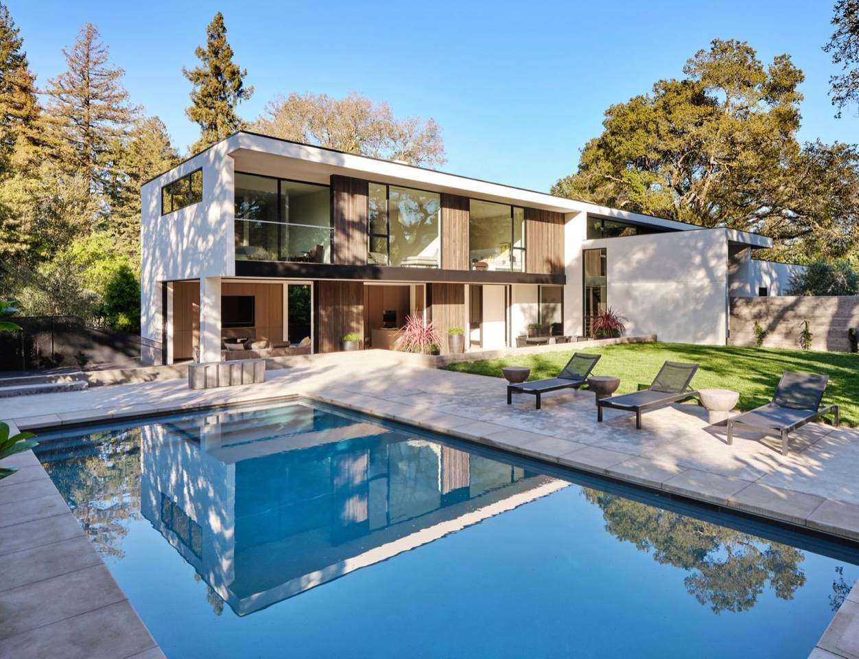 10 Atherton Avenue - Photo 1