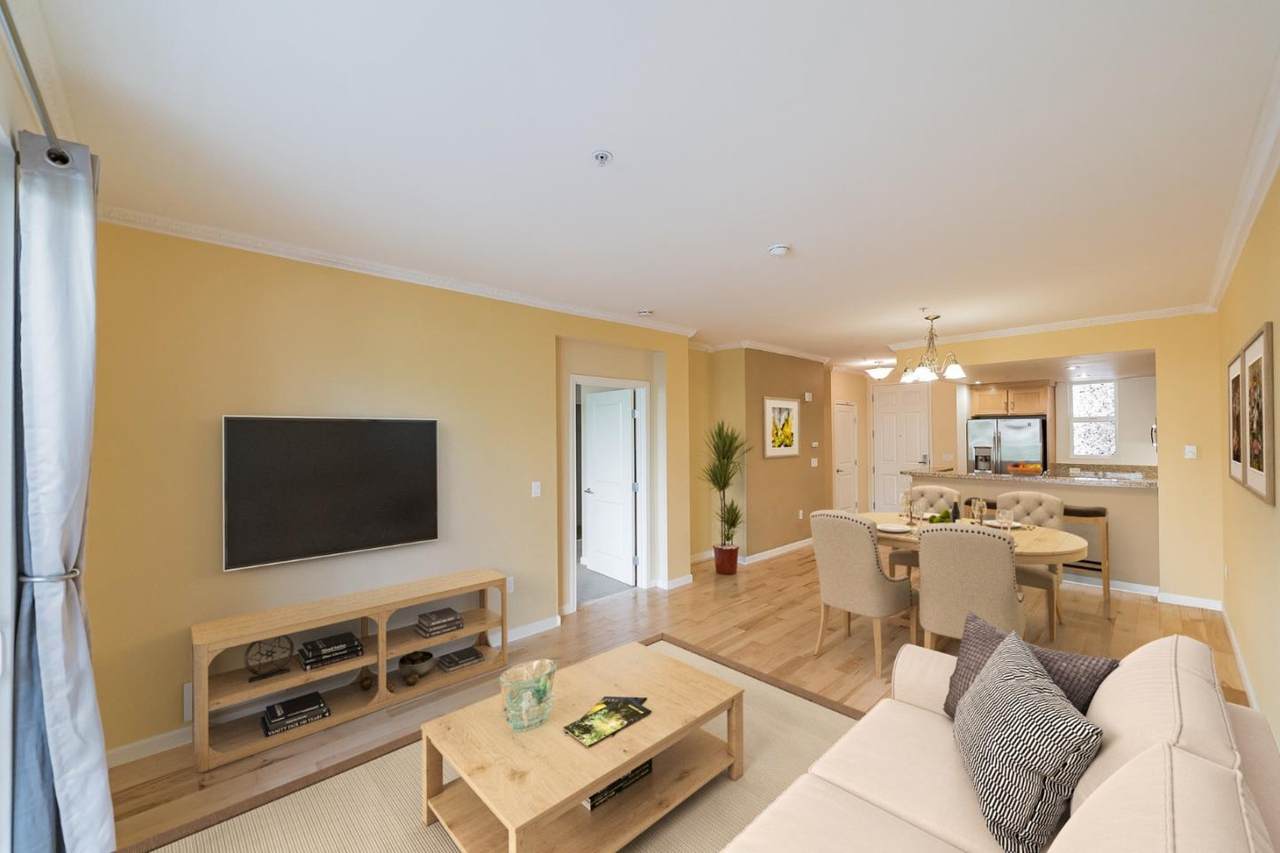 401 Crescent Court - Photo 1
