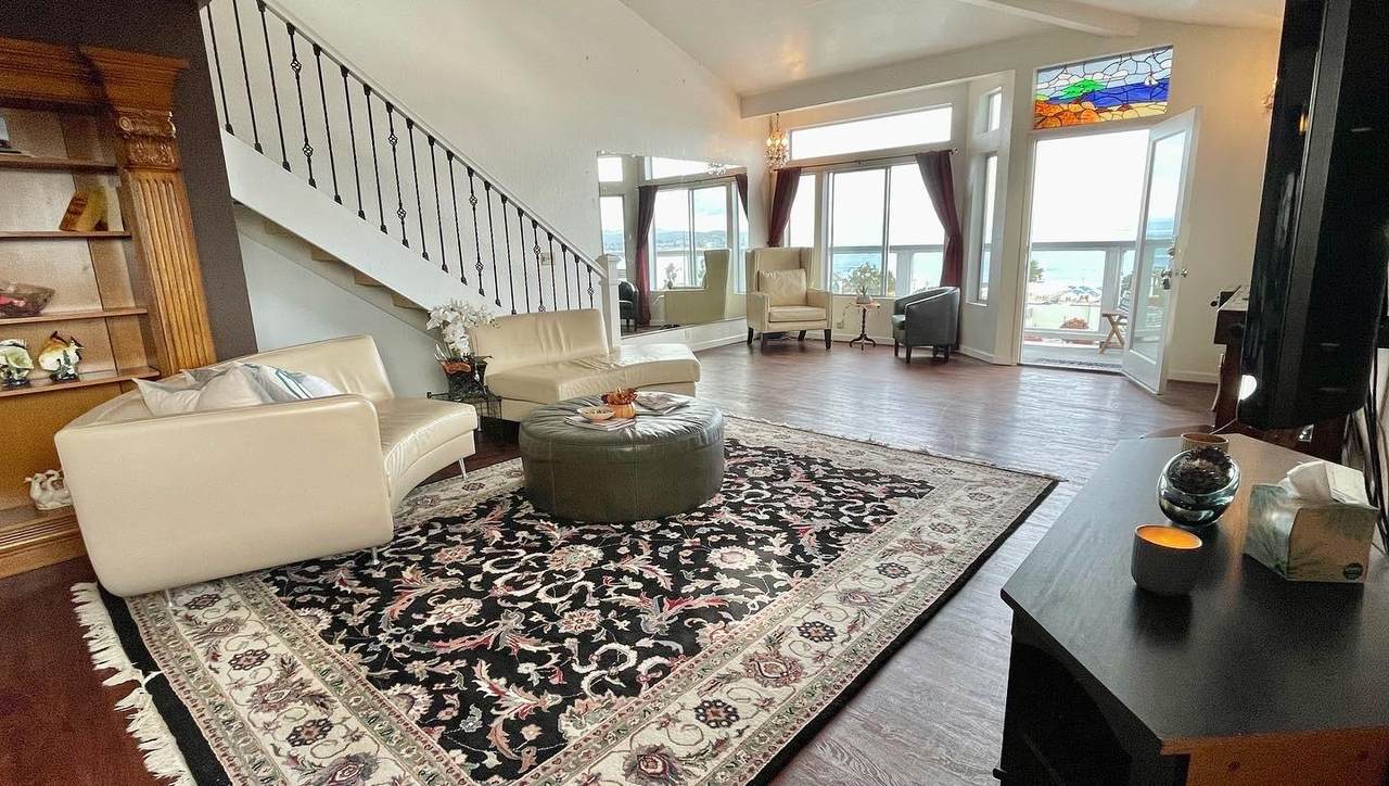400 Drake Avenue - Photo 1