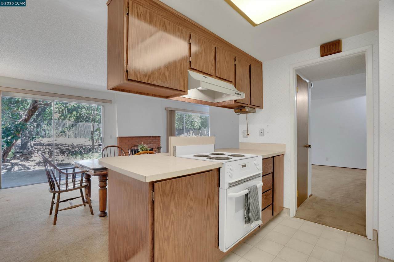 663 Abrigo Ct - Photo 1