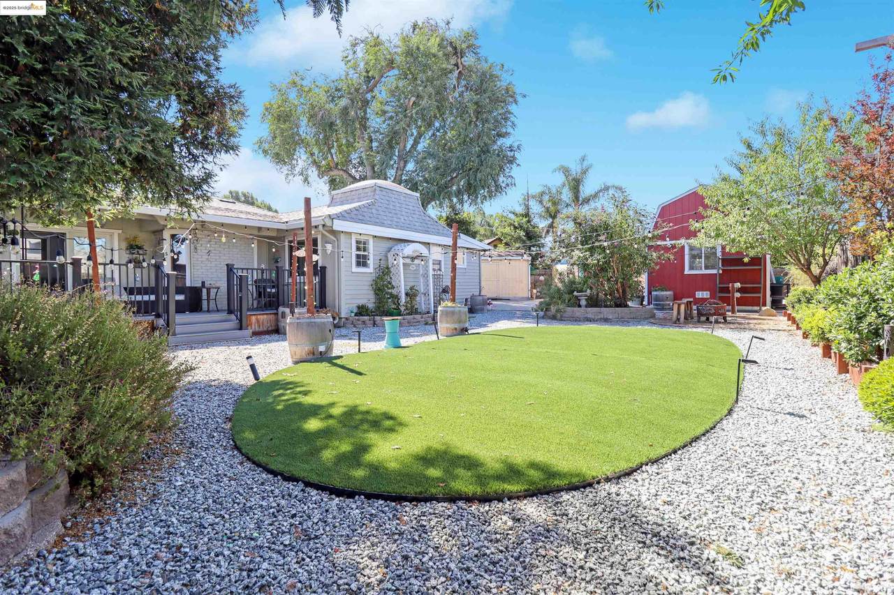 2821 Ponderosa  Drive - Photo 1