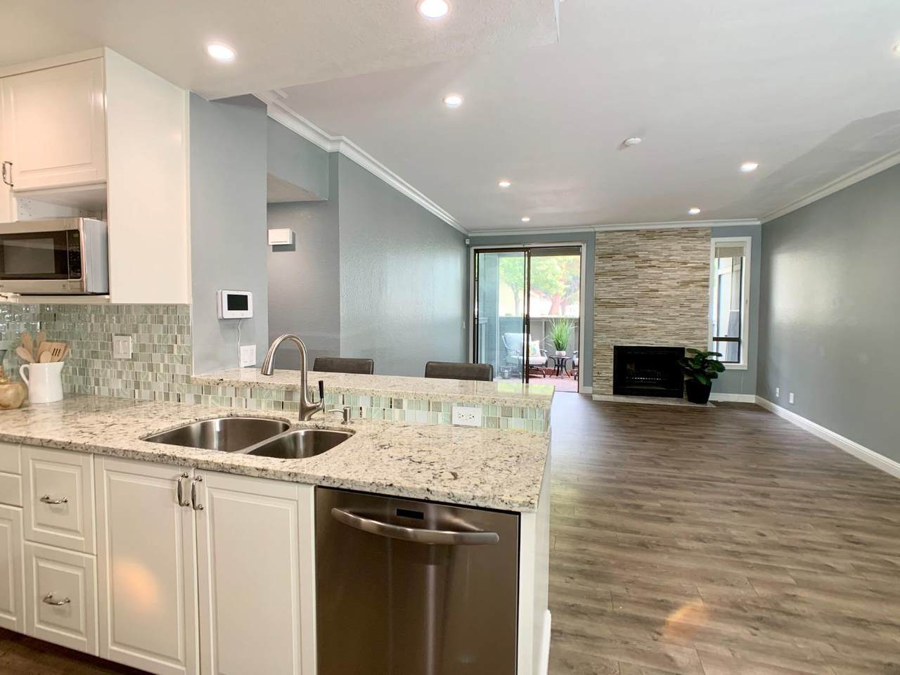 39925 Parada Street - Photo 1