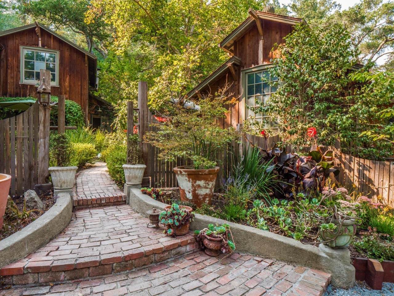 3556 La Madrona Court - Photo 1