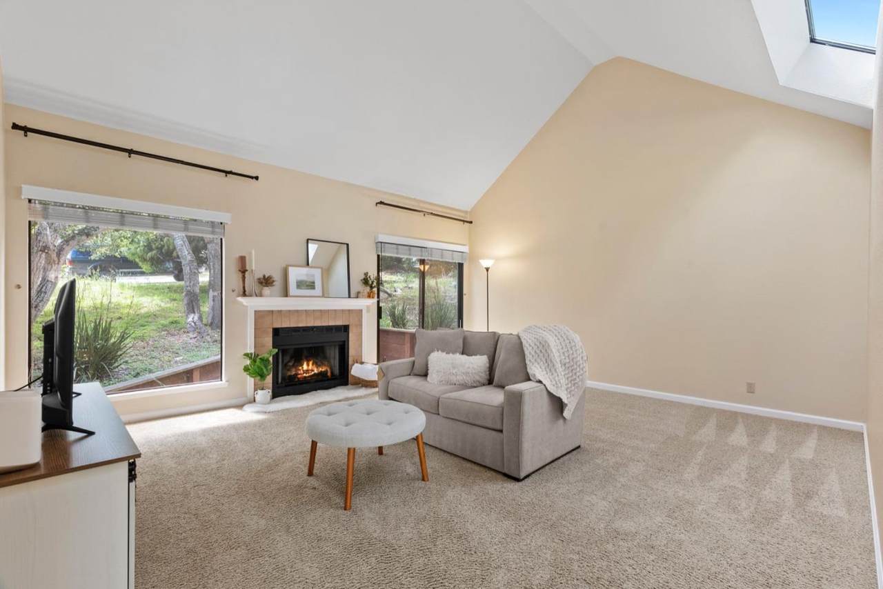 400 Mar Vista Drive - Photo 1