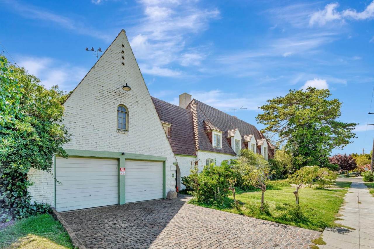 740 Willow Street - Photo 1