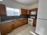 3244 Ellis St - Photo 4
