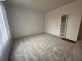 1587 C St - Photo 3
