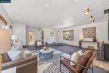 2101 Hillview Dr - Photo 10