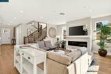 2250 Vandeleur Drive - Photo 11