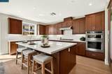2250 Vandeleur Drive - Photo 22