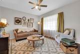 1255 Primrose Dr - Photo 5