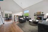 11205 Creekside Ct - Photo 3