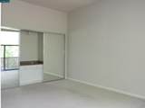 310 Civic - Photo 14