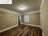 711 4Th St - Photo 10