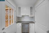 2910 Almond St - Photo 16