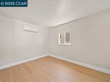 2910 Almond St - Photo 29