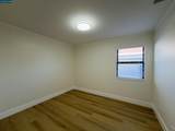 305 Coronado St - Photo 19