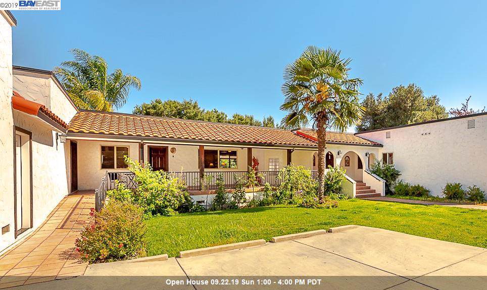 14 Railroad Ave - Photo 1