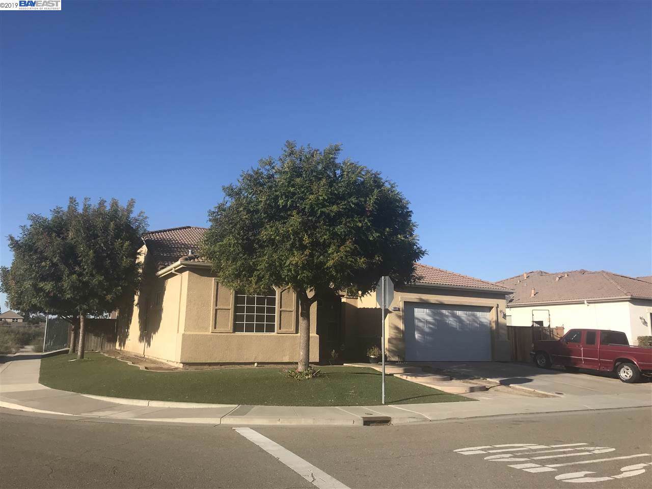 1691 Goldpoppy St - Photo 1