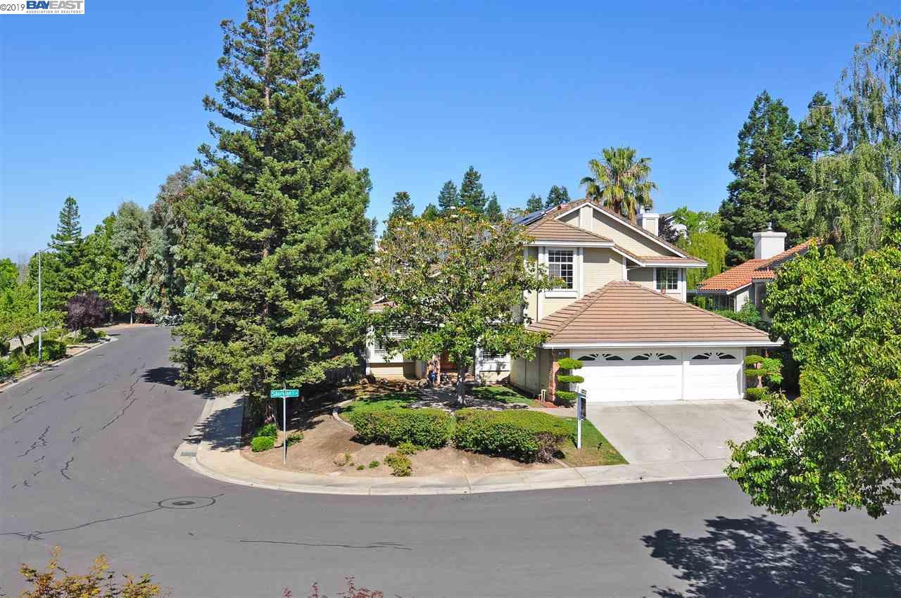 538 Sheridan Cir - Photo 1