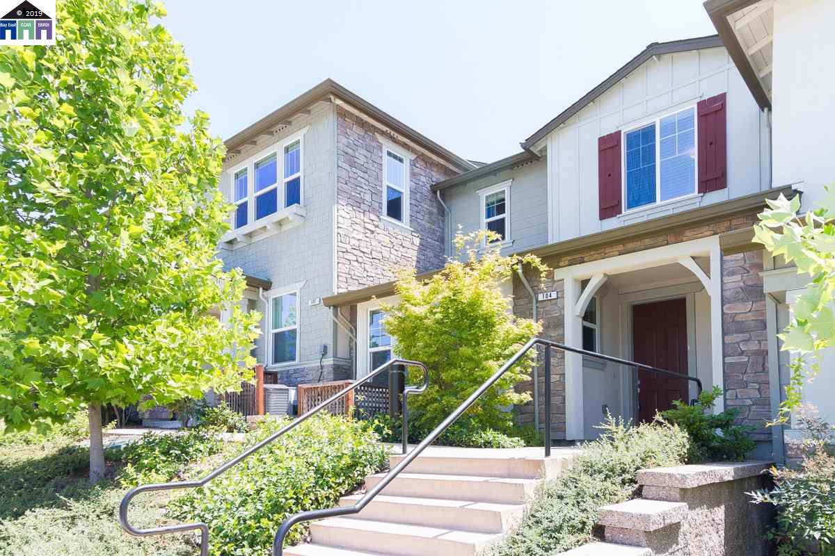 1601 3rd Ave, - Photo 1