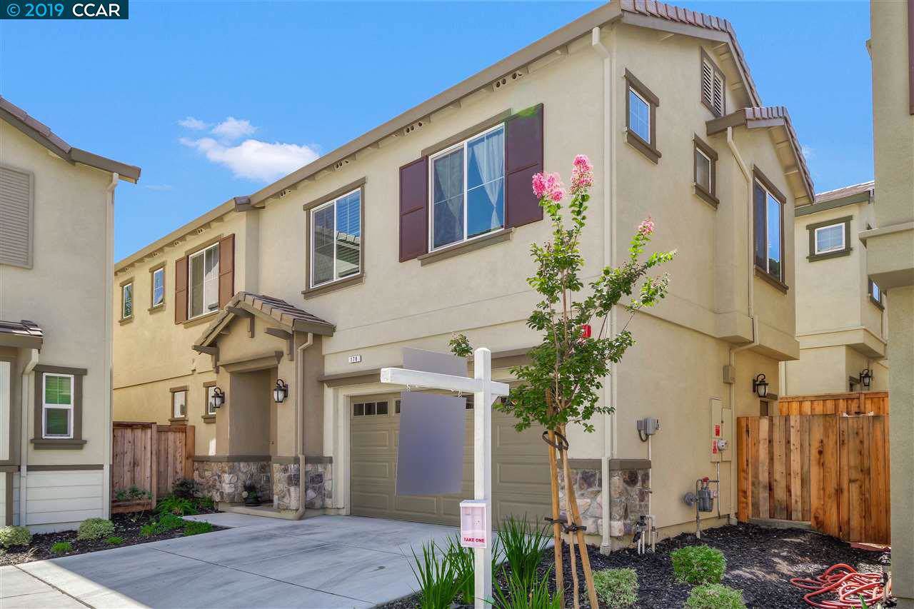 178 Belle Harbor - Photo 1
