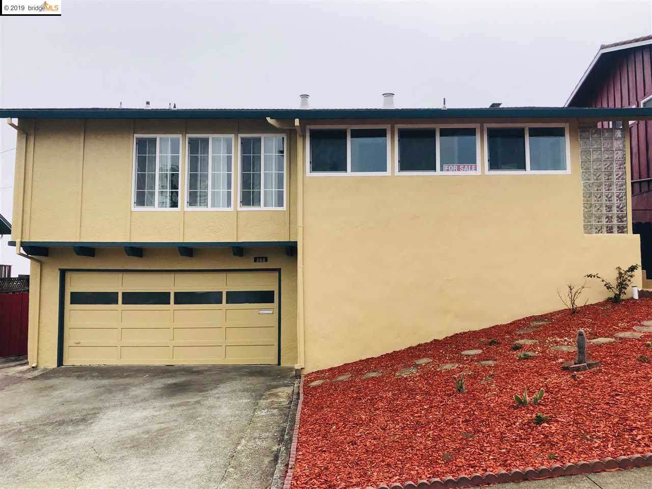 260 Lake Dr - Photo 1