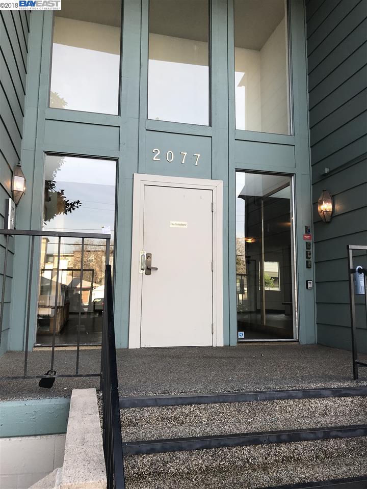 2077 Washington Ave - Photo 1