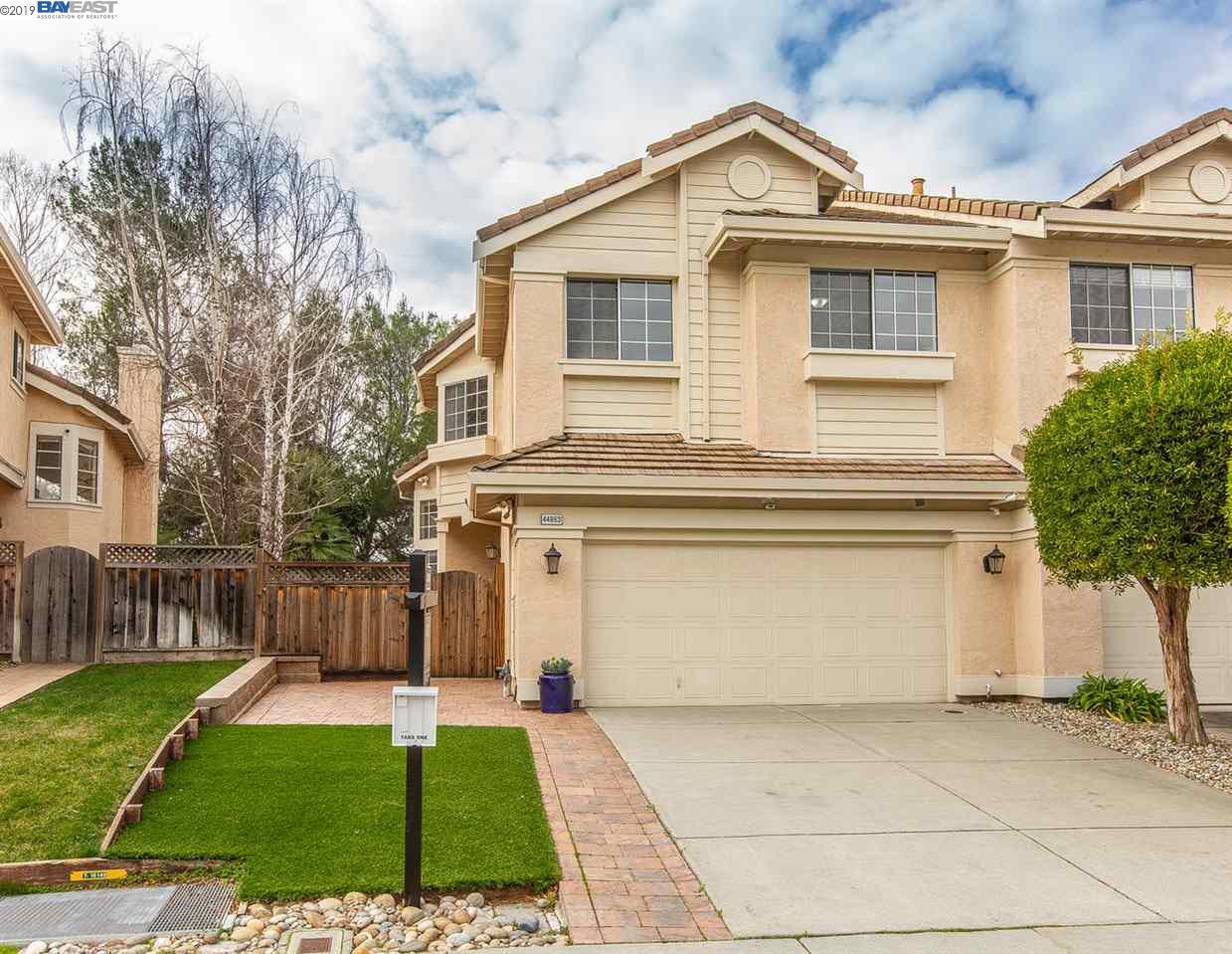 44863 Trout Ct - Photo 1