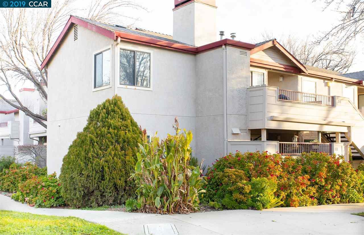 7 Lancaster Cir - Photo 1