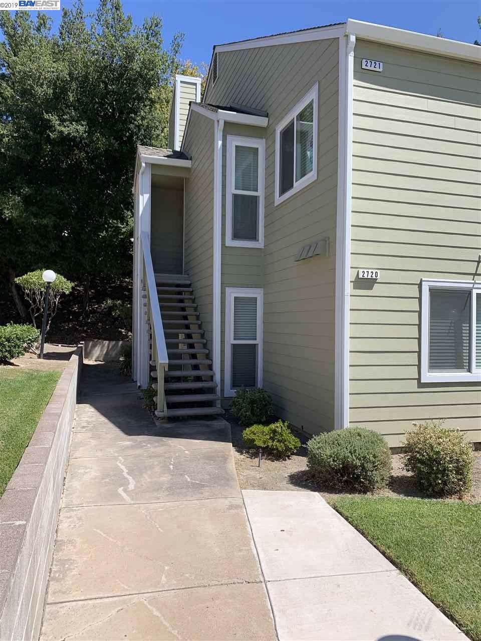 2720 Winding Ln - Photo 1