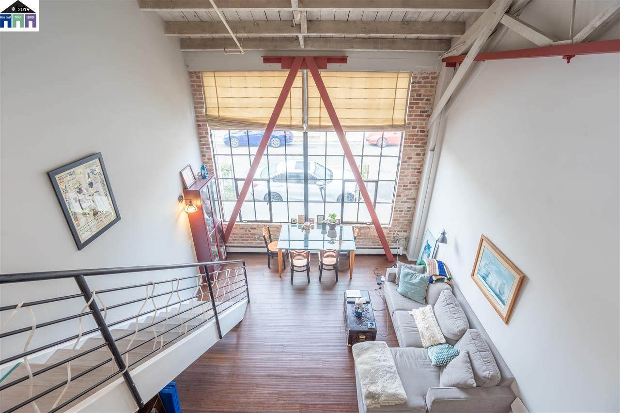 1018 4Th Ave - Photo 1