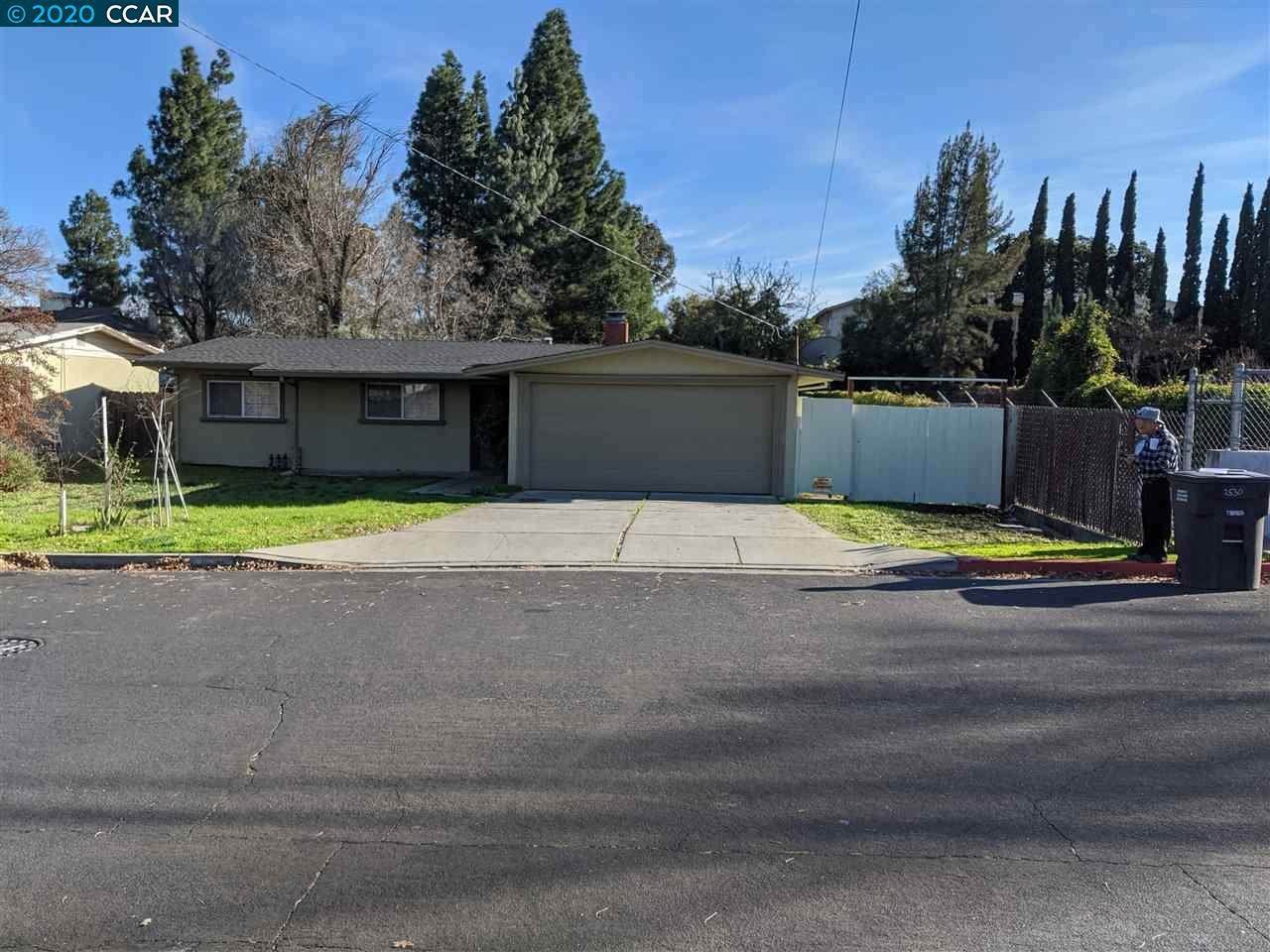 2530 Todd Ave - Photo 1