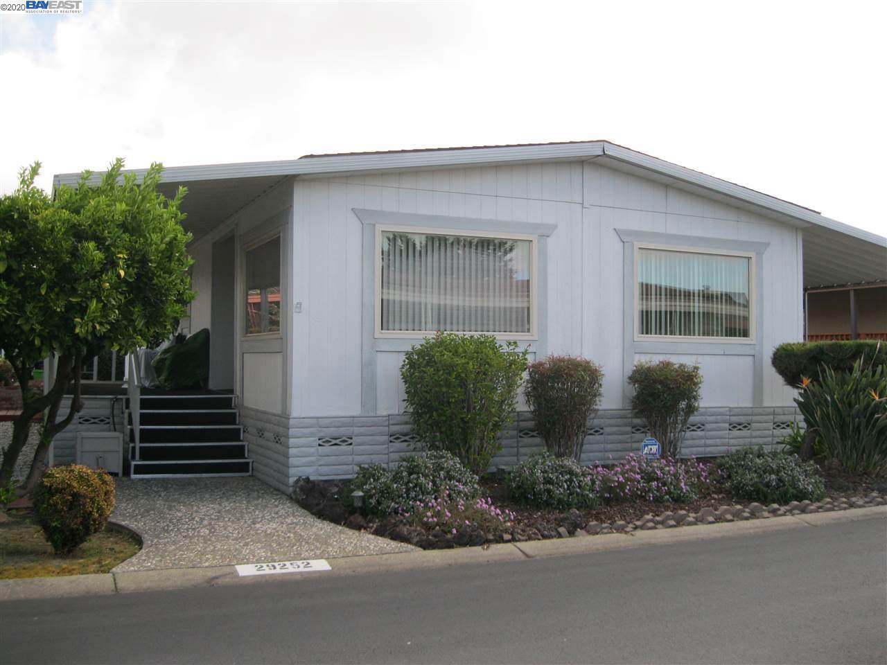 29252 Harpoon Way - Photo 1