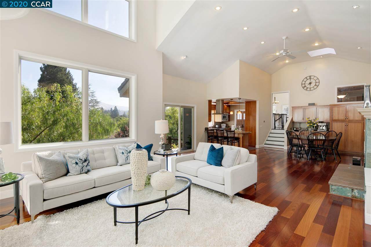 3073 Lunada Ln - Photo 1